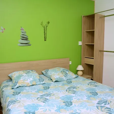 De 85m2 Situe A De 1 A 6 Pers